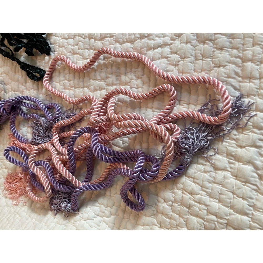 lot of  Assorted vintage 80s/90s sewing supplies Trims, Piping..see photos! - Picture 13 of 14
